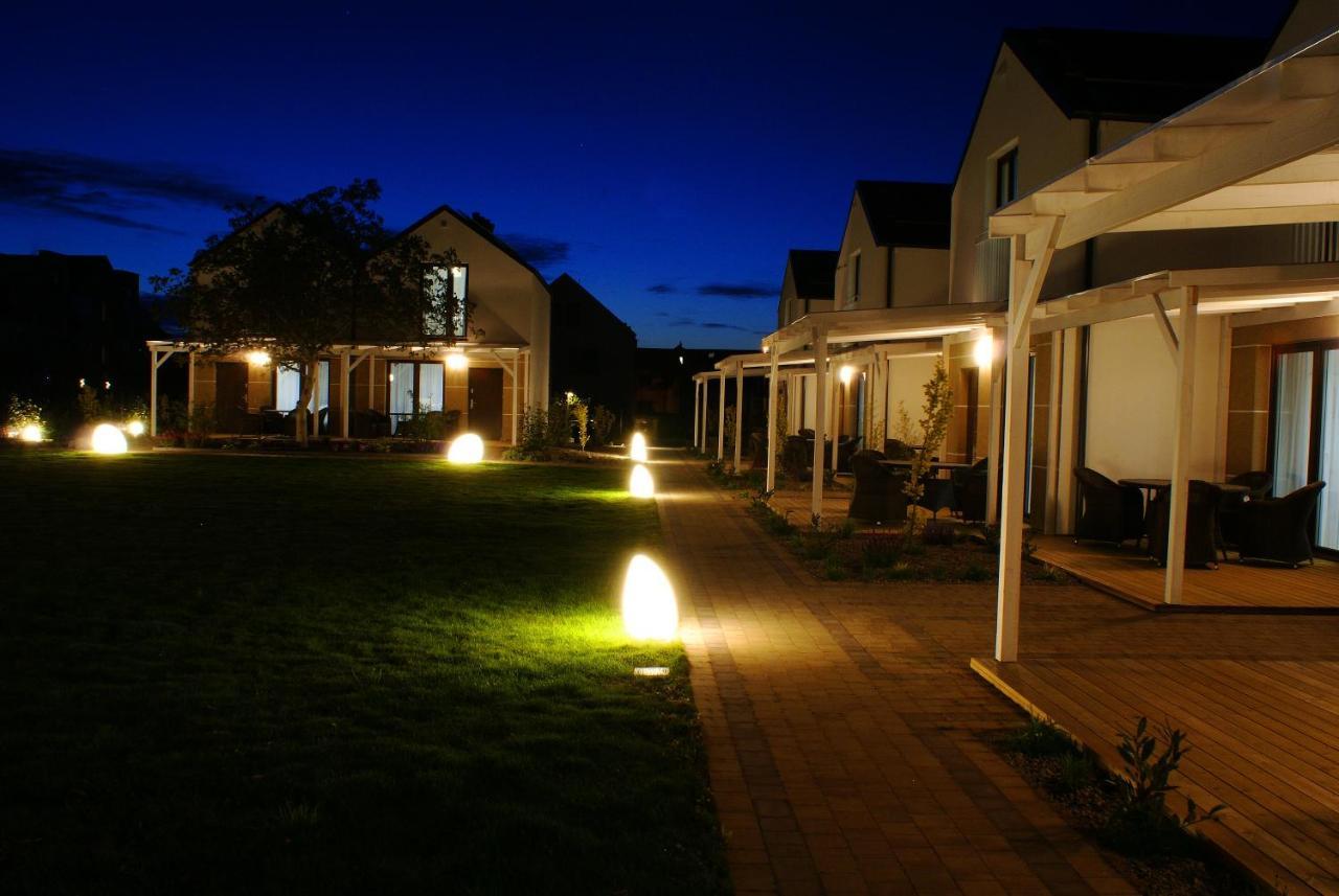 Luan Village